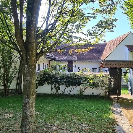 Einzigartiger Vierkanthof * Fürstenfeld