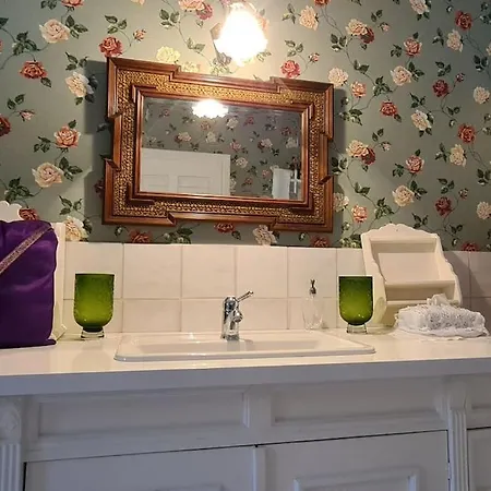 Einzigartiger Vierkanthof Apartman Fürstenfeld