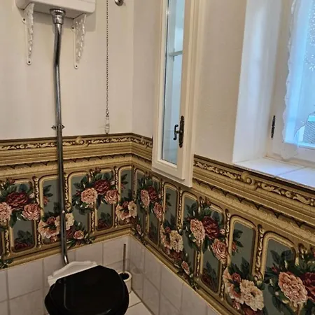 Einzigartiger Vierkanthof شقة